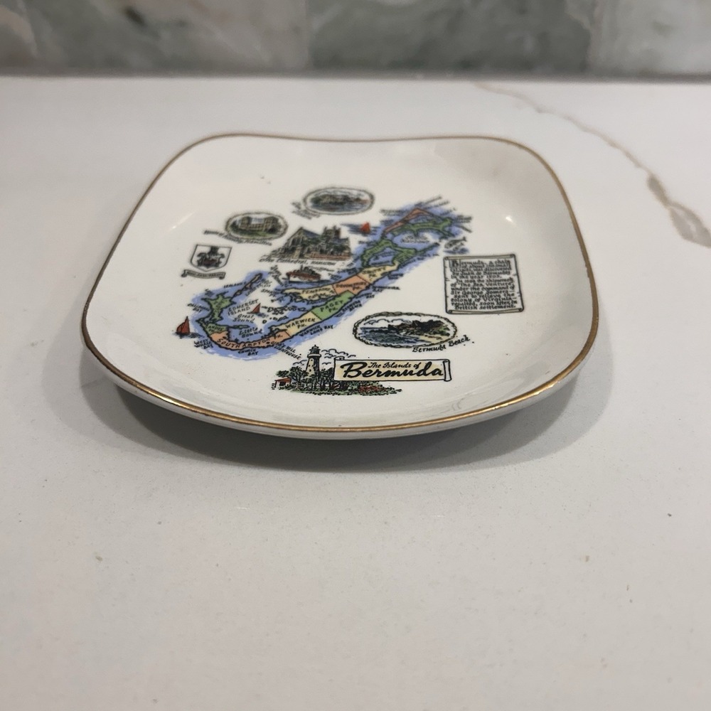 Bermuda Small 4-in Souvenir Vintage 70s Trinket Dish Lord Nelson Pottery England